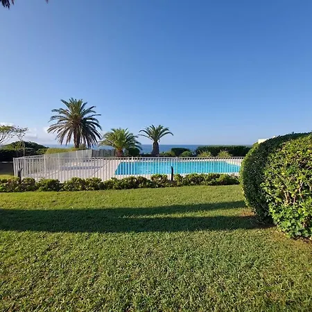 Daire Jardin Piscine Climatisatisation Acces